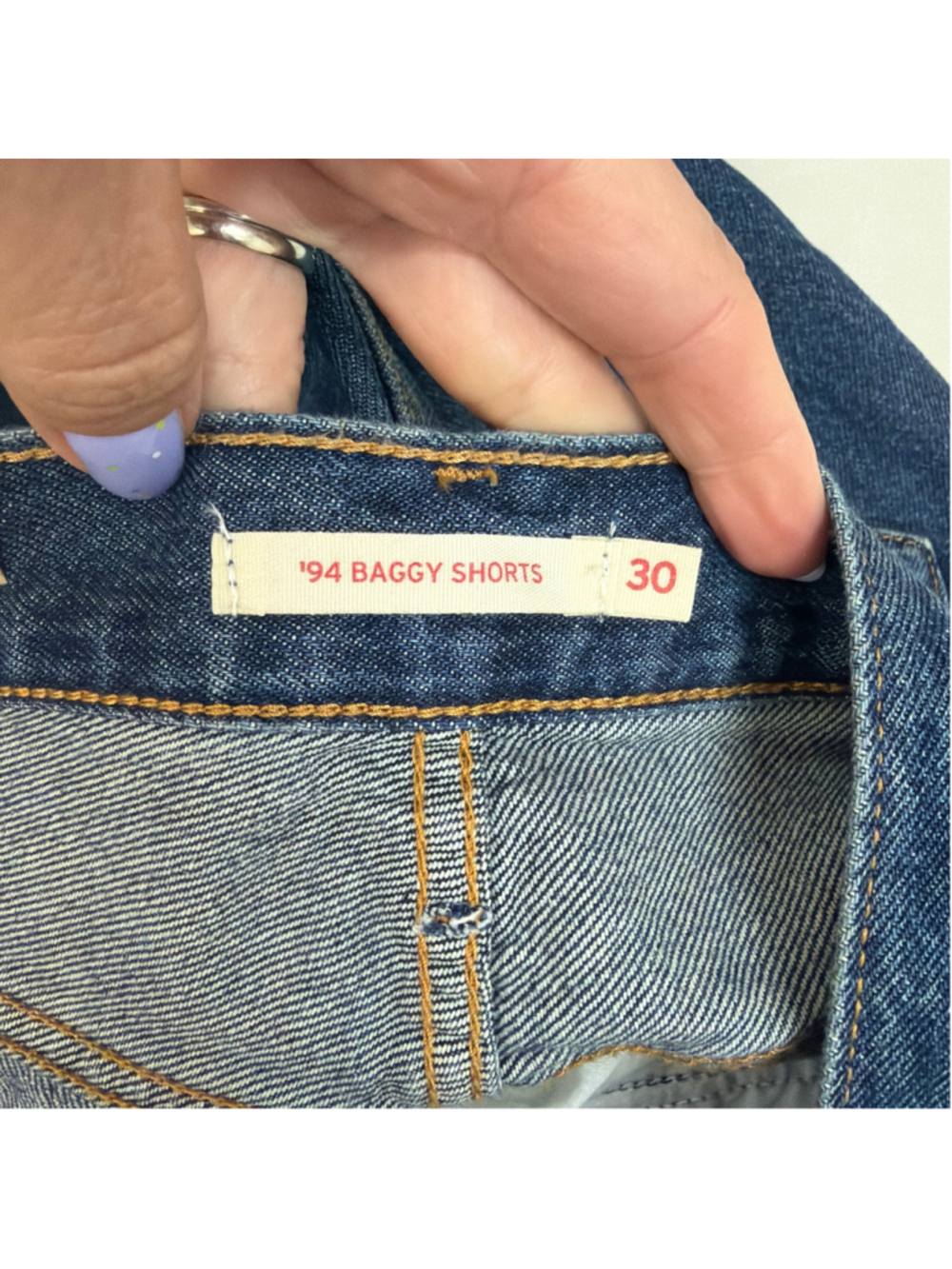 NWT Levi's '94 Baggy Jean Shorts Sz 30! - Picture 7 of 7